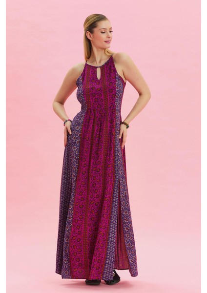 Dekolteli Ön Yırtmaçlı Elbise fırsatları