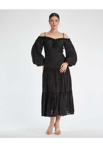 Kadın Elbise - Askılı, Düşük Omuzlu - Modern ve Şık Tasarım - Özel Gün ve Davet Için Elbise