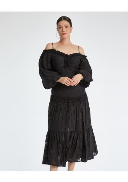 Kadın Elbise - Askılı, Düşük Omuzlu - Modern ve Şık Tasarım - Özel Gün ve Davet Için Elbise modelleri