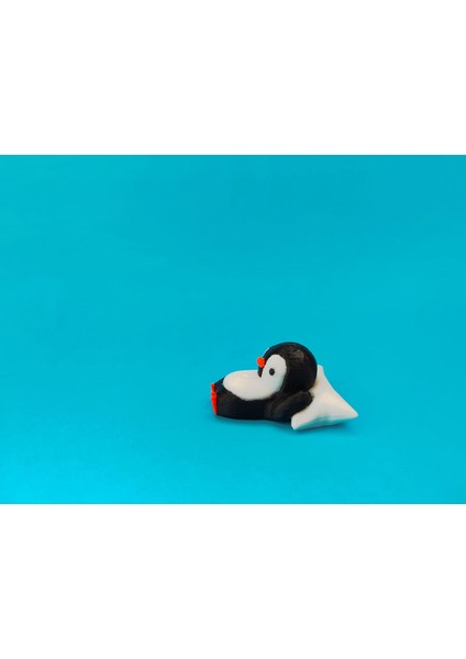 Sevimli Penguen Figürü – Hareketli Eklemli 3D Oyuncak