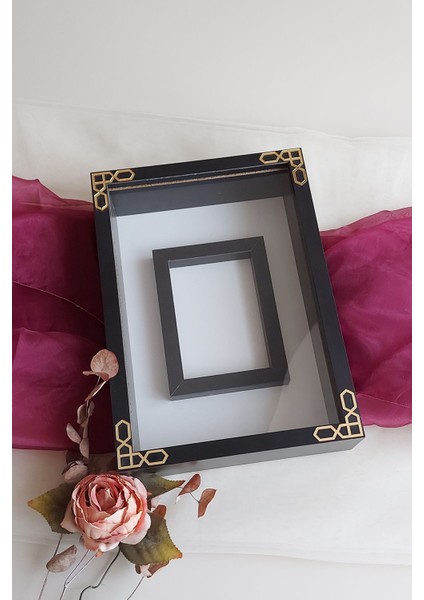 25 x 35 cm Siyah Klasik Kenarlı Gül Kutusu Anı Çerçevesi! Yeni Model Çerçeve! Isimsiz -Ledsiz
