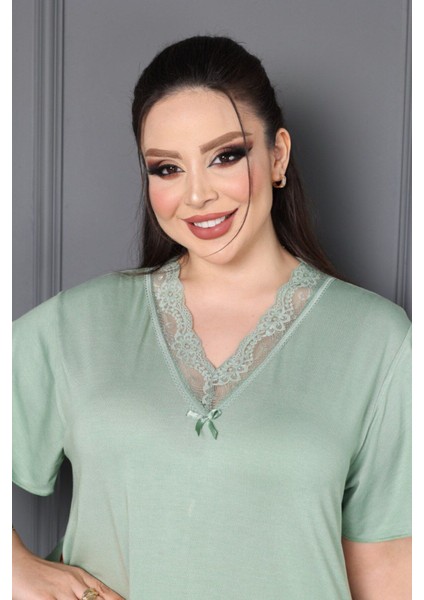 Bambu V Yaka Dantel Detaylı Eteği Kloş Elbise Büyük Beden 6xl fırsatları