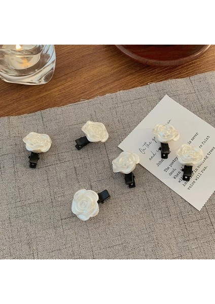 Tatlı Mini Tokalar Çiçek Saç Klipleri Kadın Kızlar Için Romantik Patlama Tokası Moda Sevimli Headdress Saç Aksesuarları Şapkalar (Yurt Dışından) fırsatları