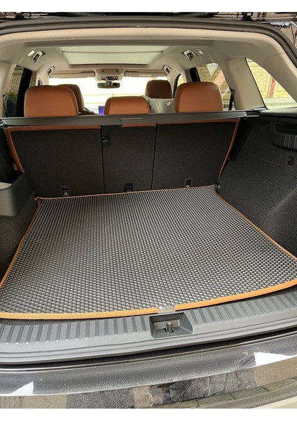 Skoda Kodiaq 2025 Uyumlu Araca Özel Yeni Nesil Akıllı Bagaj Havuzu