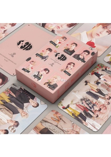 Stray Kıds '' S 318 Japan Season's Greetings 2023 '' Çift Yön Baskılı Lomo Card Seti