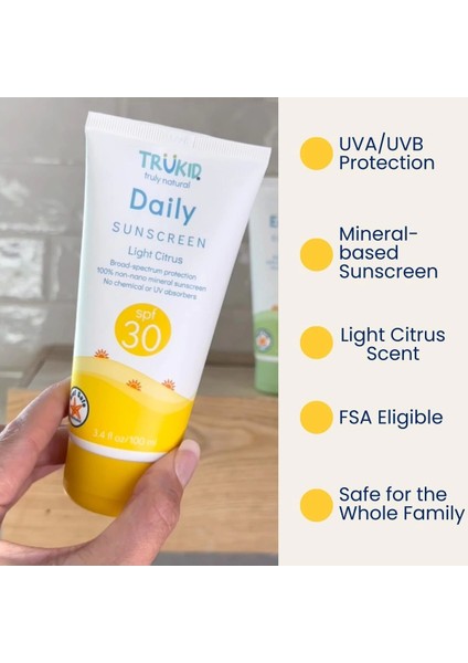 Natural Daily Sunscreen Light Citrus 30 Spf Güneş Kremi 100 ml
