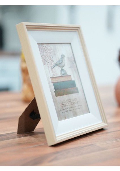 Çizgili Krem Beyaz 13 x 18 cm Resim Çerçevesi