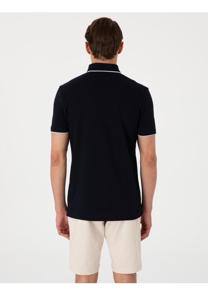 Erkek Lacivert Slim Fit Polo Yaka Tişört 50307516-VR033 indirimleri