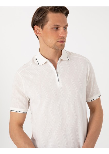 Erkek Beyaz Regular Fit Tişört 50302591-VR013 fiyatları