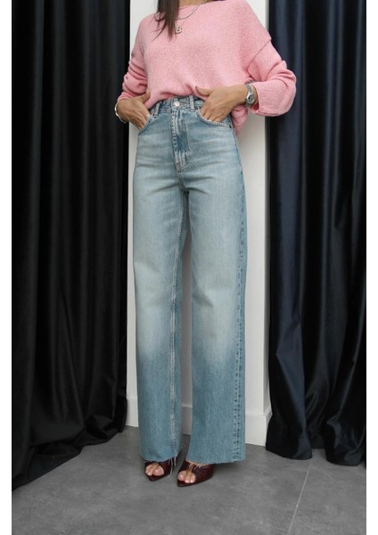 Light Blue Yıkamalı Straight Jean fiyatları