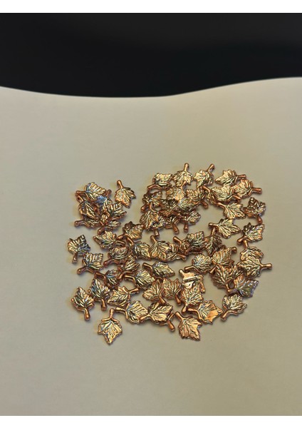 60 Adet Bakır Rengi Plastik Delikli Yaprak Boncuk 2x1 cm