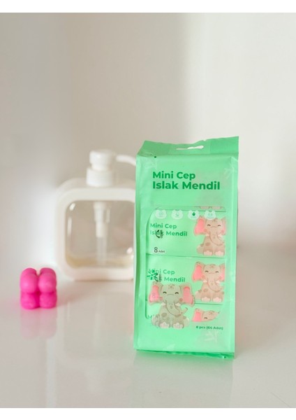 Sevimli 8' Li Mini Islak Mendil | Cep ve Çanta Boyu | Çocuklar Için Okula Uygun |ESSU91