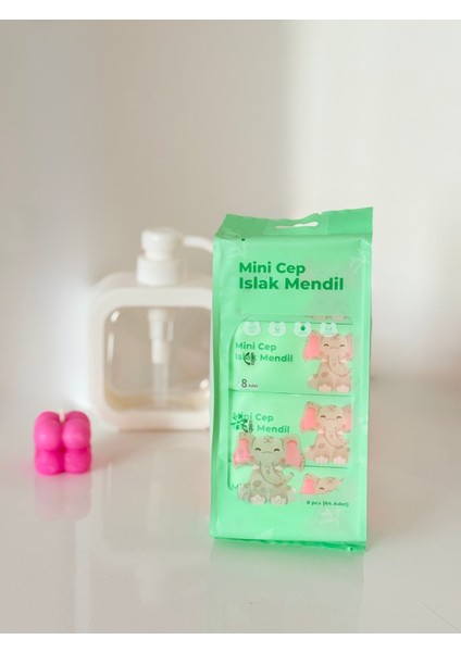 Sevimli 8' Li Mini Islak Mendil | Cep ve Çanta Boyu | Çocuklar Için Okula Uygun |ESSU91 modelleri