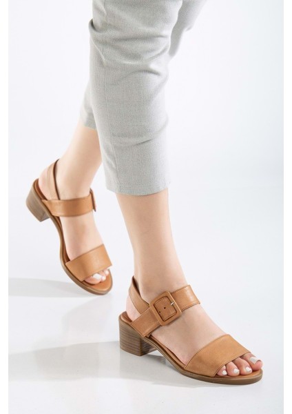 Kadın Deri Kalın Bantlı Tokalı Sandalet - Taba fiyatları