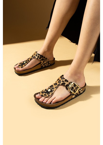 Parmak Arası Gold Tokalı Rahat Taban Kadın Terlik 011-710-25NUBUK