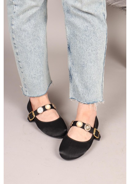 Owo Gold Aksesuarlı Babet Siyah