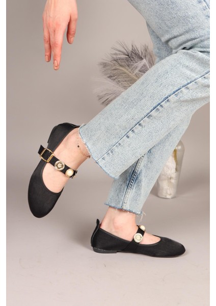 Owo Gold Aksesuarlı Babet Siyah