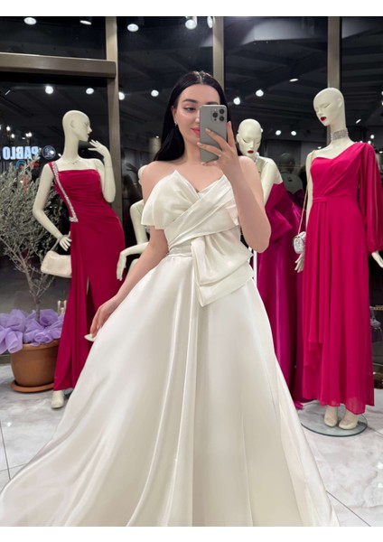 Kailey Straplez Büyük Fiyonk Detaylı Saten Uzun Elbise Ekru fiyatları