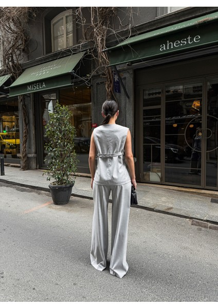 Kadın Düğme Detaylı Yelek Pantolon Takım fiyatları