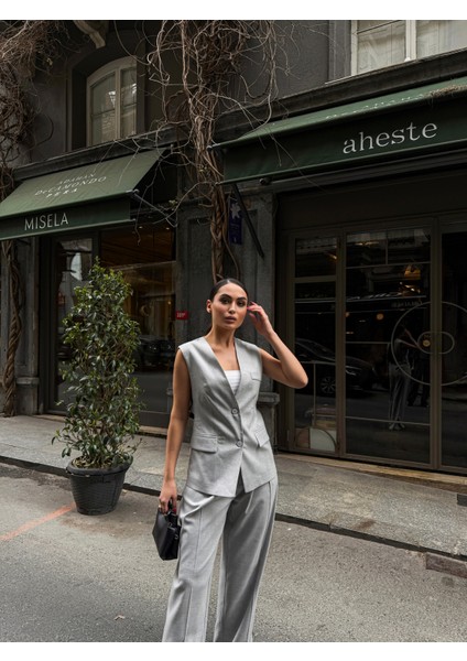 Kadın Düğme Detaylı Yelek Pantolon Takım modelleri