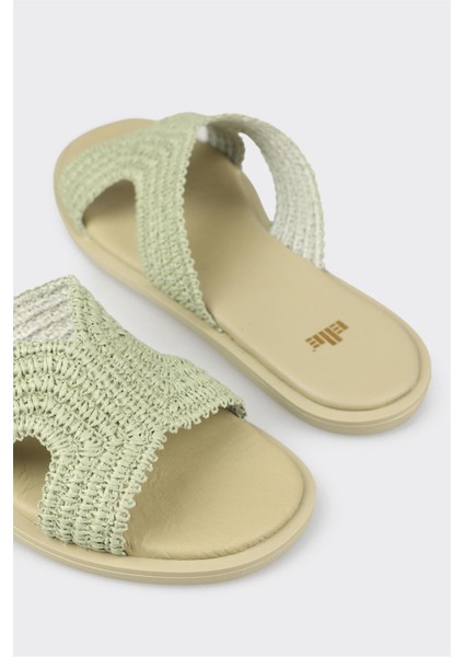 Yeşil Kadın Terlik indirimleri