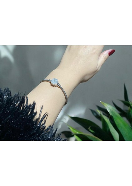Gümüş Renk Charm Taşıyıcı Çelik Bileklik