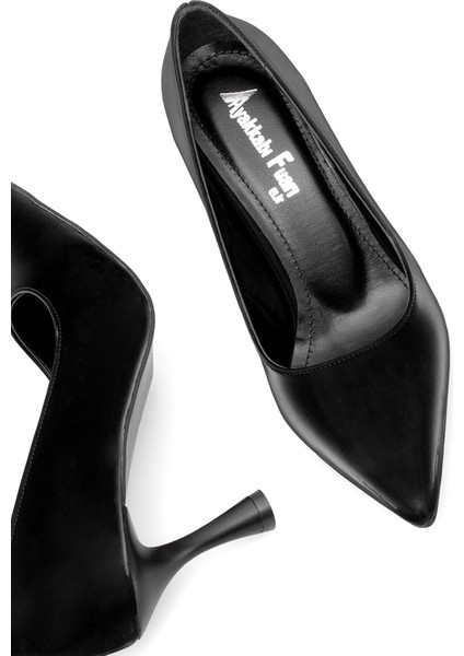 Elit MST1184V Kadın Klasik Topuklu Ayakkabı Siyah indirimleri