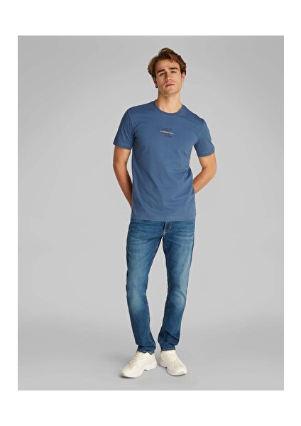 Monologo Tee