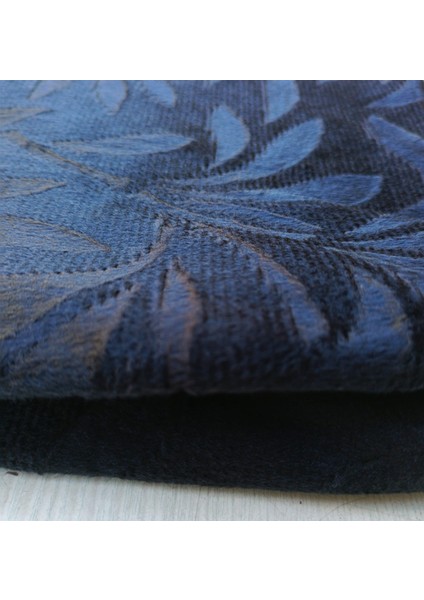 Kaymaz Tabanlı Koltuk Örtüsü Damarlı ve Tay Tüyü 170 x 220