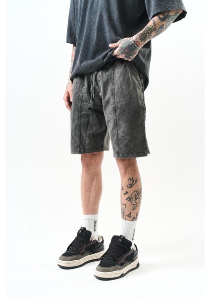 Erkek Ön Nakış Detaylı Bel Lastikli Şort Siyah Yıkama fiyatları