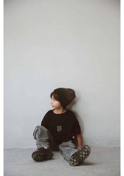 Siyah Bisiklet Yaka Oversize T-Shirt Bebek - Çocuk