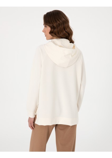 Kadın Ekru Oversize Sweatshirt 50301329-VR019