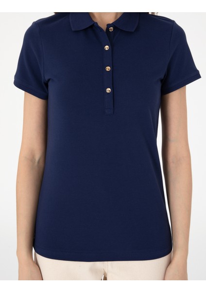 Kadın Lacivert Regular Fit Pamuklu Polo Yaka Basic Tişört 50305776-VR033