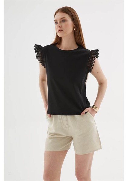Fistolu Siyah Kadın T-Shirt 25Y0544K1