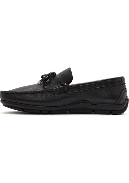 Erkek Siyah Püsküllü Deri Loafer 25SFD755218