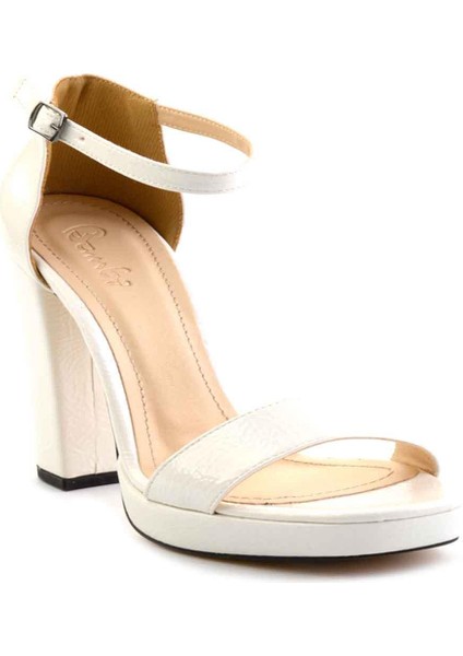 Siyah Kadın Espadril K01678016104