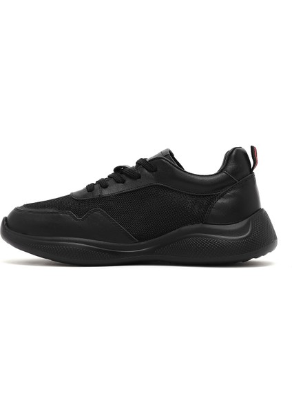 Erkek Siyah Bağcıklı Kalın Tabanlı Deri Casual Sneaker 25SFD756314