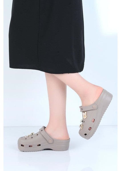 01152 Fiesta Eva Kadın Taşlı Günlük Terlik fırsatları