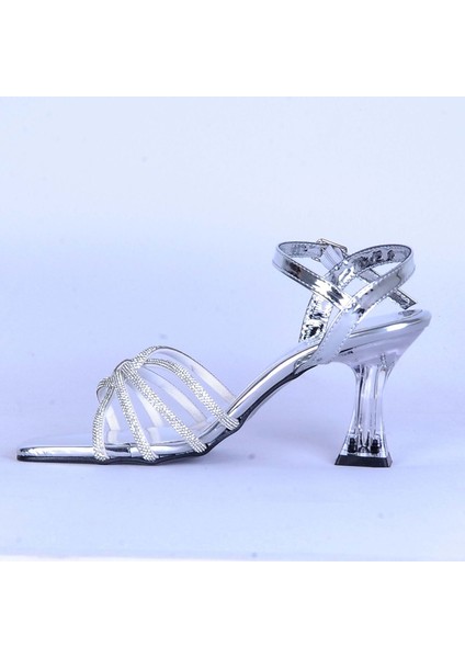 Moda Ayakkabı 530 Siyah Parlak Taşlı Şefaf 7cm Topuklu Ayakkabı
