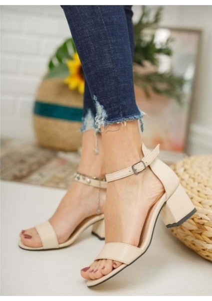 Moda Ayakkabı 0854 Cilt Krem 5cm Topuklu Kadın Sandalet fırsatları