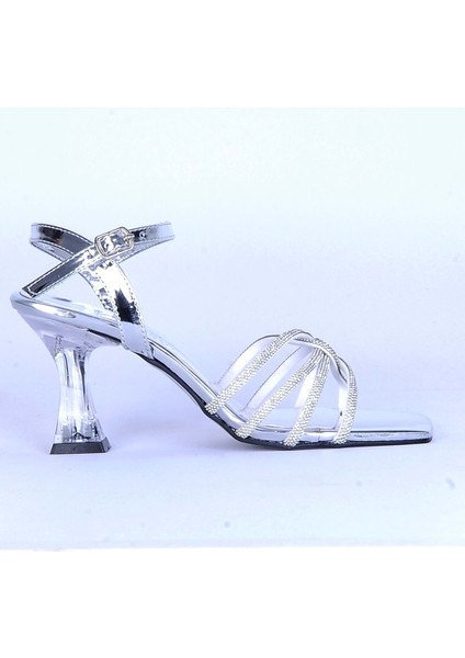 Moda Ayakkabı 530 Siyah Parlak Taşlı Şefaf 7cm Topuklu Ayakkabı fiyatları