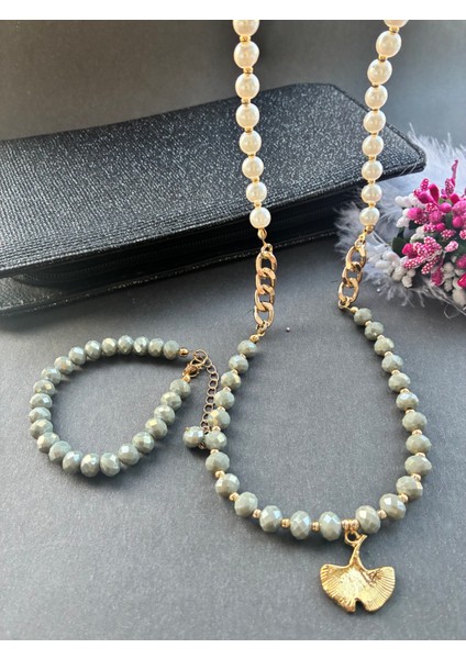 Kararmaz Altınkaplama Malzemeli Haki Kristal Boncuklu Incili Ginkgo Detaylı Kolye Bileklik Seti fırsatları