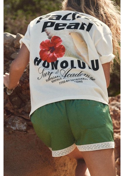 Pasific Pearl Honolulu Baskılı %100 Pamuk Tişört Kadın fiyatları