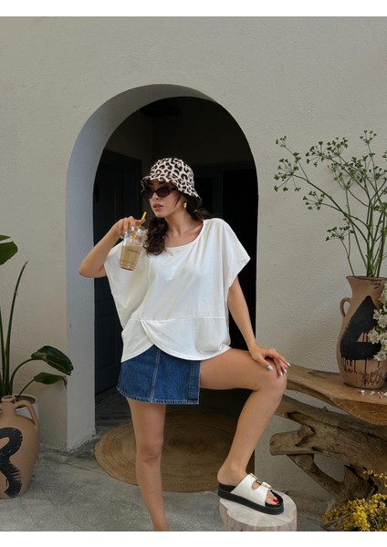 Kadın Ekru Arkası Modelli Tasarım Penye Bluz 29113 fırsatları