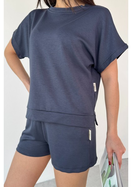 TKM-0021 Füme T Kol Model Bisiklet Yaka Tişört Bel Lastikli Ip Bağlamalı Cepli Şort Ikili Takım