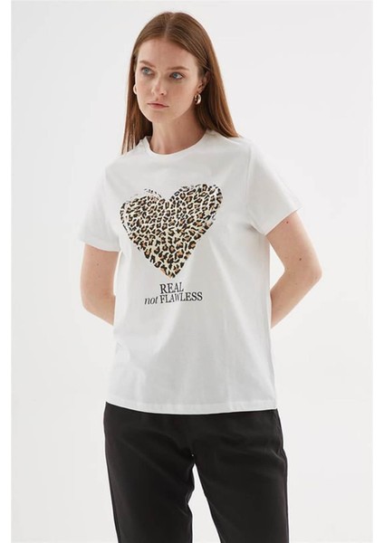 Baskılı Beyaz Kadın T-Shirt 25Y0406K1 modelleri