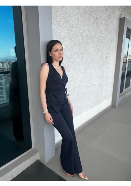 Eileen Ispanyol Paça Pantolon Çapraz Bağlamalı Bluz Takım