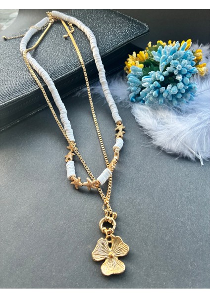 Beyaz Fimo Boncuklu Deniz Yıldızı ve Çiçek Detaylı Kararmaz Altın Kaplama Zincirli Ikili Kolye fiyatları