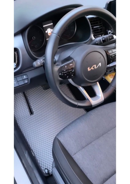 Kia Stonic 2017-2025 Uyumlu Yeni Nesil Araca Özel Akıllı Oto Paspas Havuzlu Oto Paspas