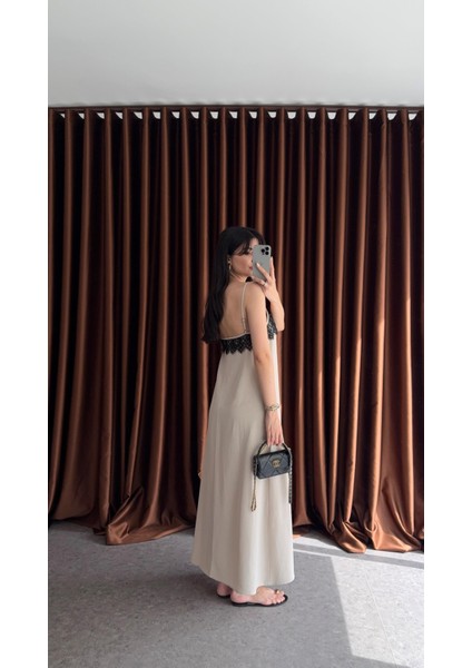 Siyah Dantelli Keten Elbise